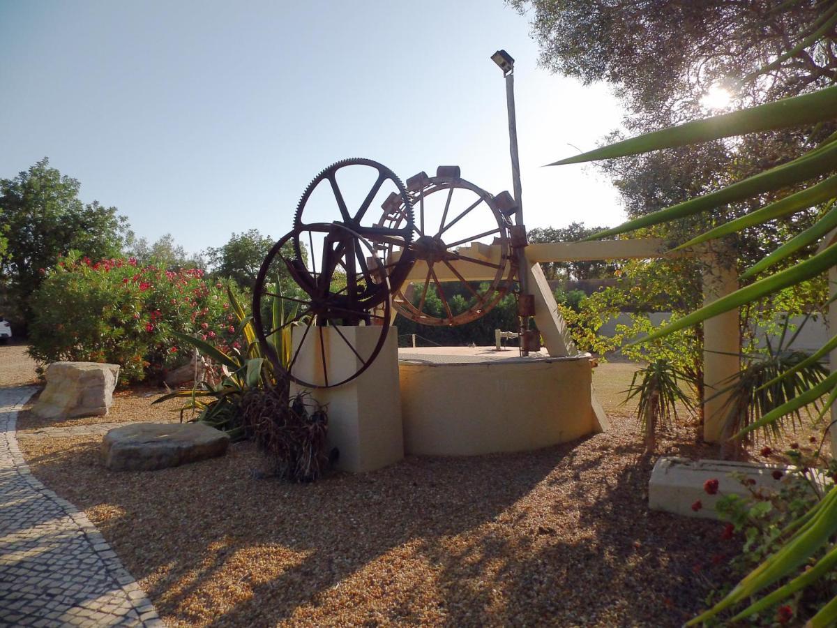 לינה וארוחת בוקר מונקאראפאצ'ו Quinta Pereiro Tropic Garden, Algarve מראה חיצוני תמונה