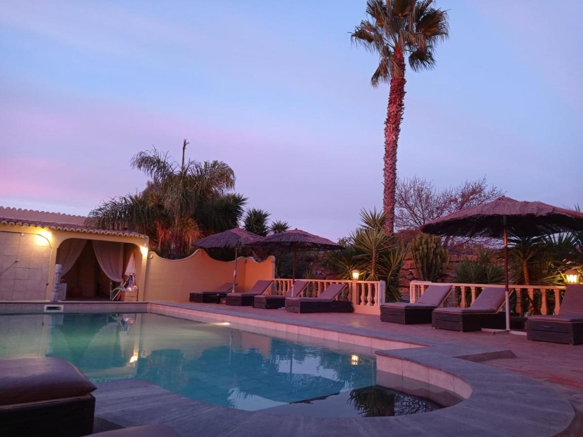 לינה וארוחת בוקר מונקאראפאצ'ו Quinta Pereiro Tropic Garden, Algarve מראה חיצוני תמונה