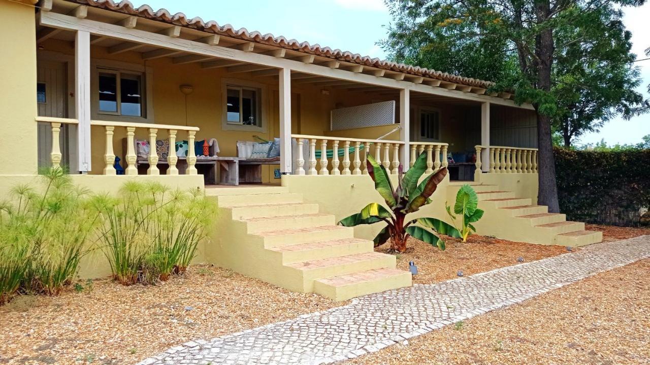 לינה וארוחת בוקר מונקאראפאצ'ו Quinta Pereiro Tropic Garden, Algarve מראה חיצוני תמונה