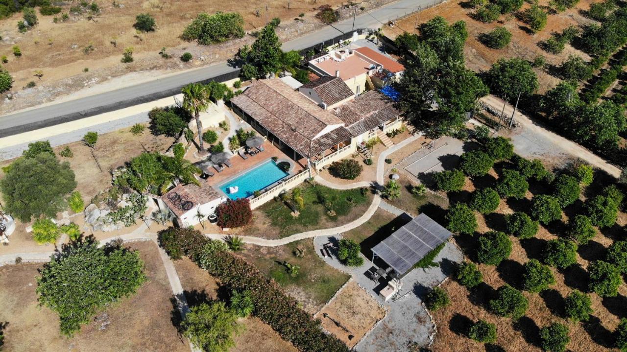 לינה וארוחת בוקר מונקאראפאצ'ו Quinta Pereiro Tropic Garden, Algarve מראה חיצוני תמונה
