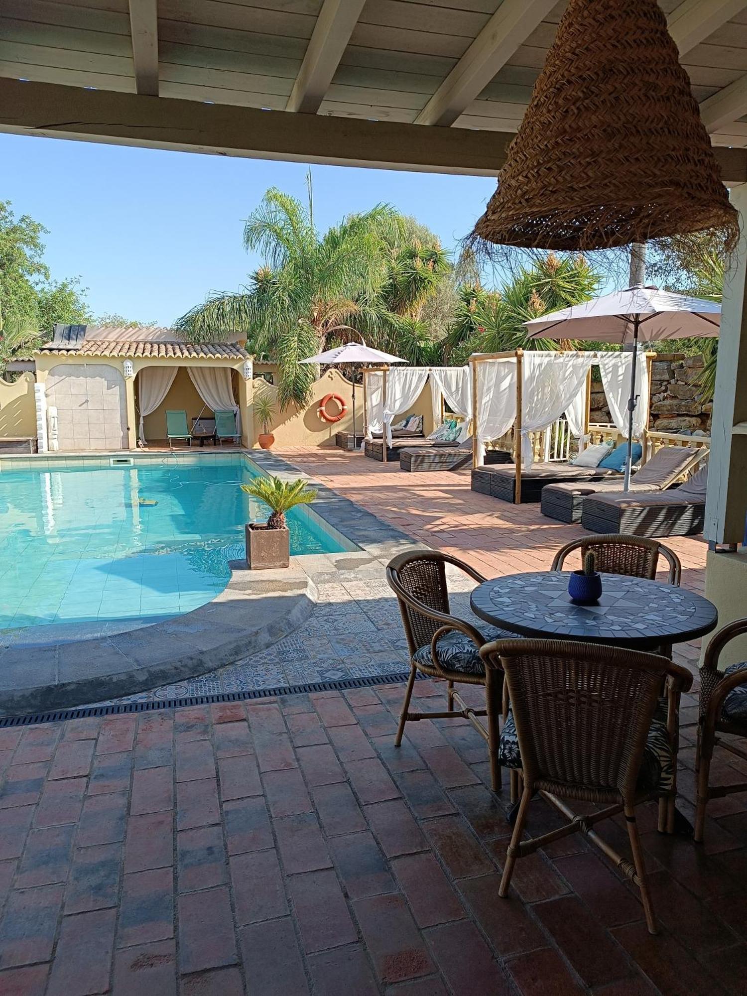 לינה וארוחת בוקר מונקאראפאצ'ו Quinta Pereiro Tropic Garden, Algarve מראה חיצוני תמונה